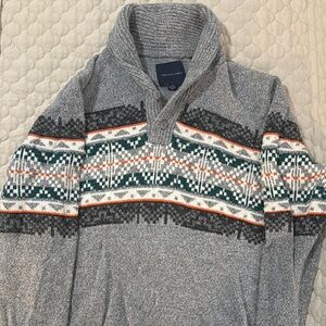 American Eagle Outfitters Gray and Black Crewneck Sweater